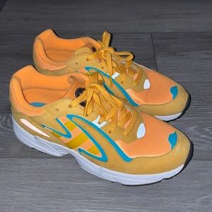 NEW Adidas Yung-96 Chasm 8.5 men 9.5 women